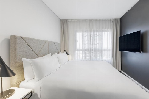 Meriton Suites Zetland image 10