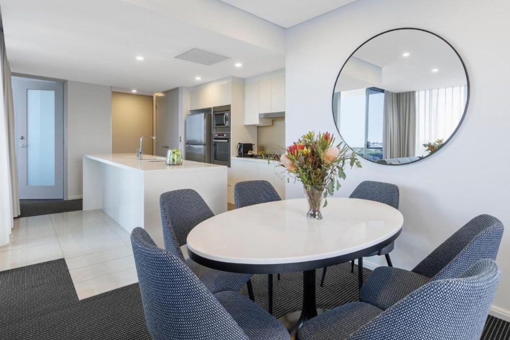 Meriton Suites Zetland Image 12