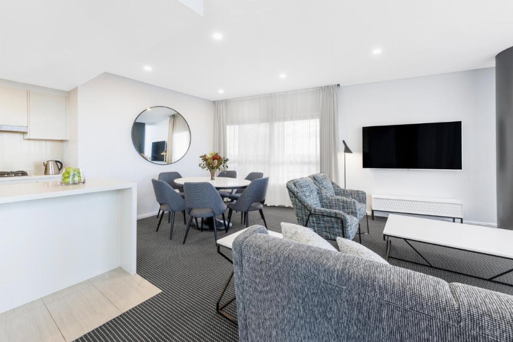 Meriton Suites Zetland Image 13