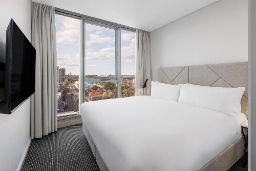 Meriton Suites Zetland image 15