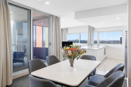 Meriton Suites Zetland image 23