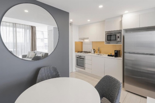 Meriton Suites Zetland image 45